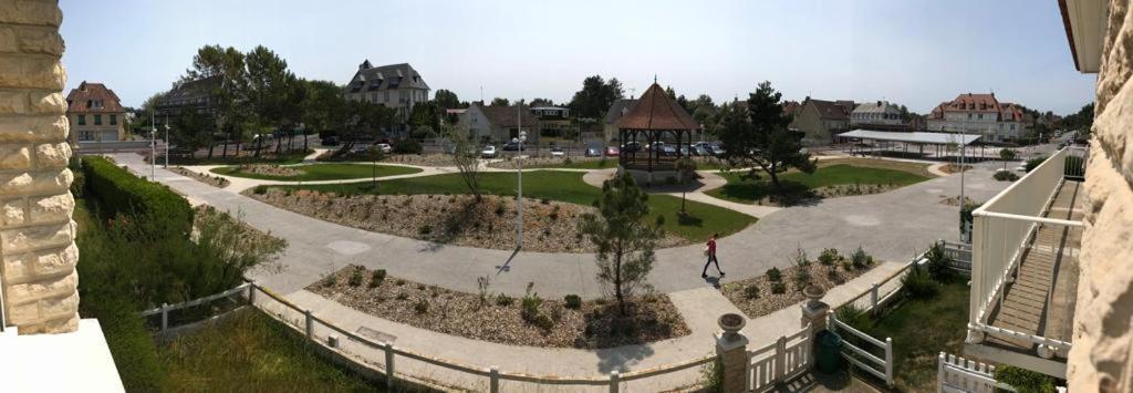 Les Alises Merville-Franceville-Plage Exterior foto